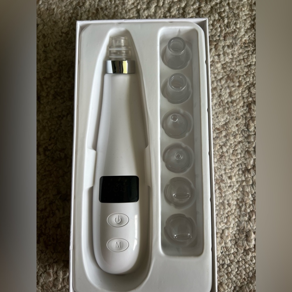VACUUM BLACKHEAD REMOVER